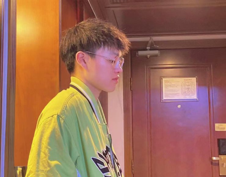 李维佳